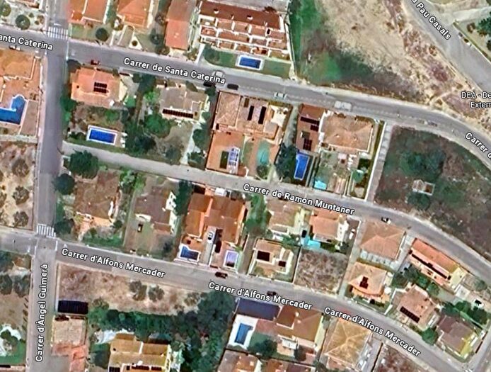 Casas en venta y pisos alquiler - 1