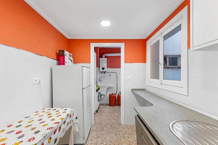 Casas en venta y pisos alquiler - 2