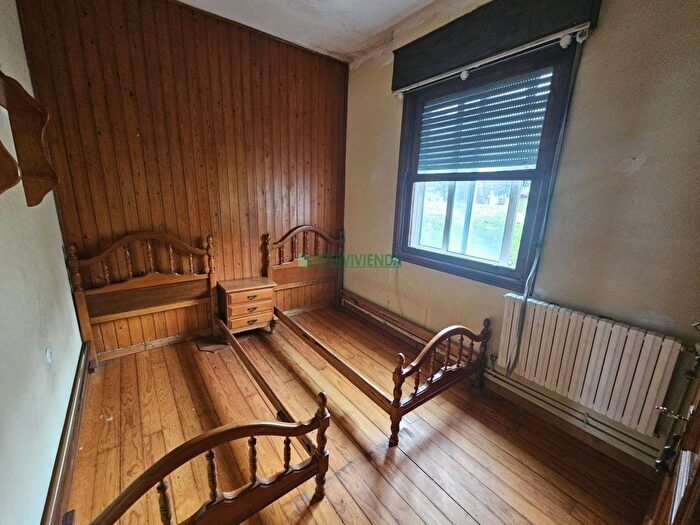 Casas en venta y pisos alquiler - 2