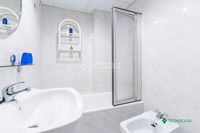 Casas en venta y pisos alquiler - 2