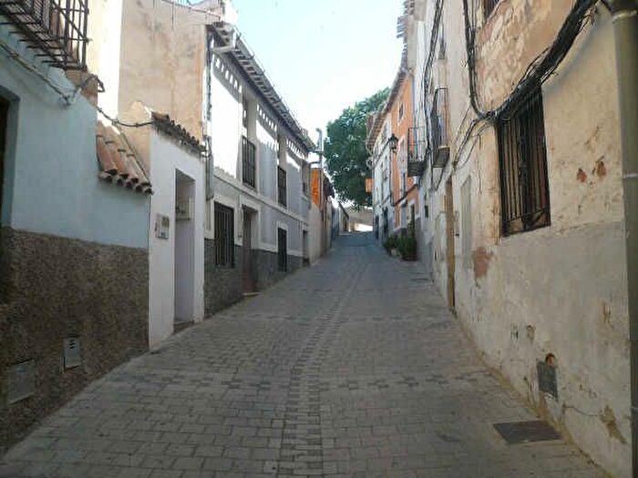 Casas en venta y pisos alquiler - 2