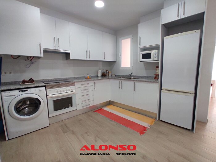 Casas en venta y pisos alquiler - 3