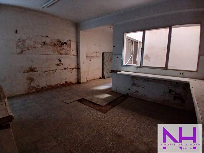 Casas en venta y pisos alquiler - 2