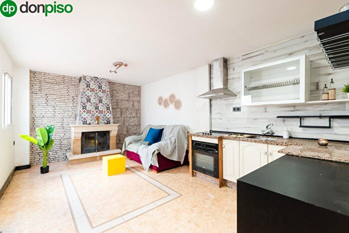 Casas en venta y pisos alquiler - 2