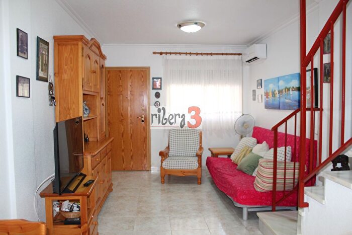 Casas en venta y pisos alquiler - 1