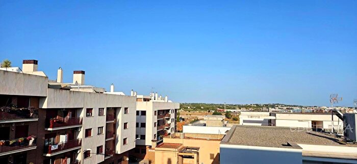 Piso en venta en Núcleo Urbano, La Pobla de Vallbona de 3 habitaciones