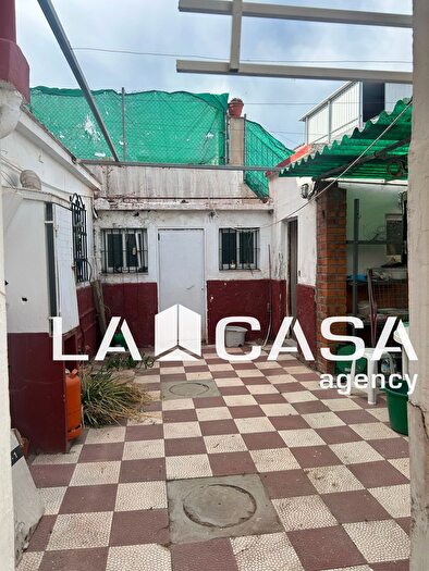 Casas en venta y pisos alquiler - 1