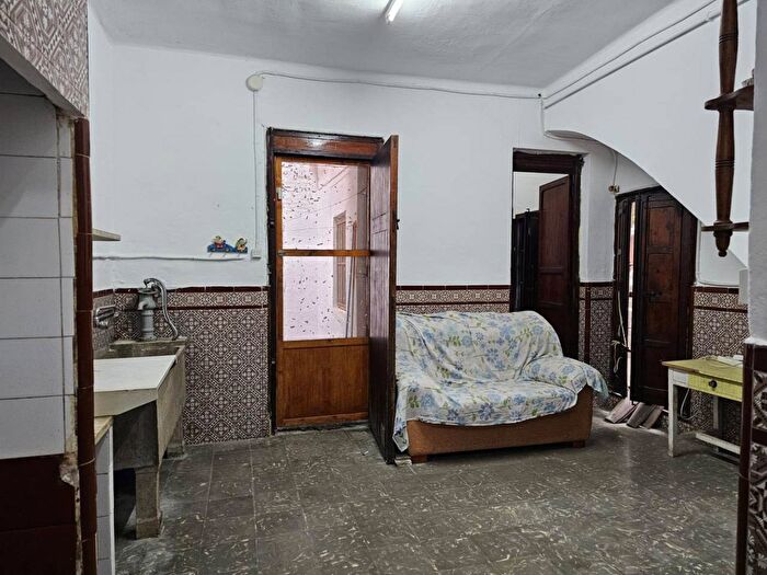 Casas en venta y pisos alquiler - 2
