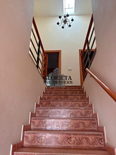 Casas en venta y pisos alquiler - 2