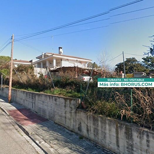 Casa en venta en Sils, Girona de 6 habitaciones