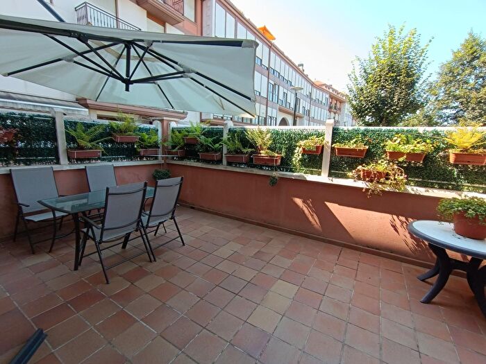 Casas en venta y pisos alquiler - 1
