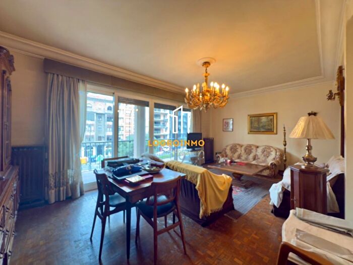 Casas en venta y pisos alquiler - 3