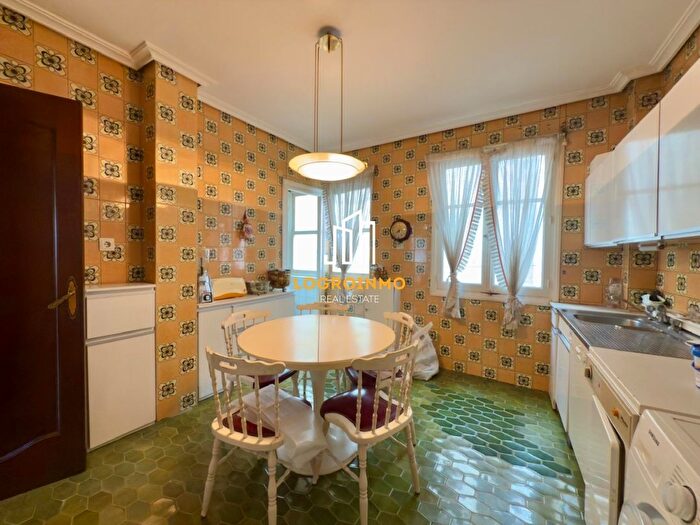 Casas en venta y pisos alquiler - 2