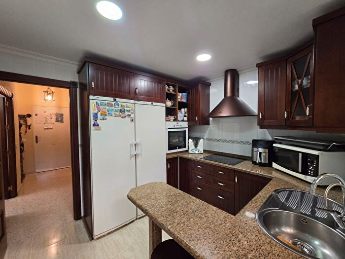 Casas en venta y pisos alquiler - 2