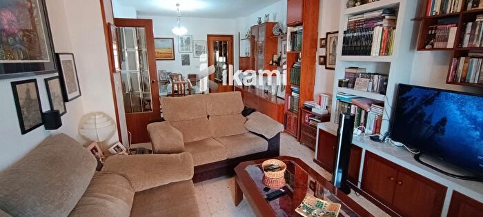 Casas en venta y pisos alquiler - 3