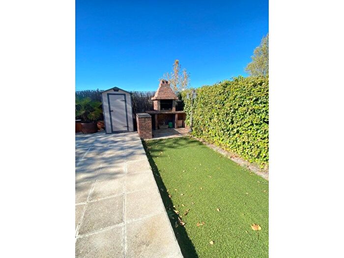 Casas en venta y pisos alquiler - 2