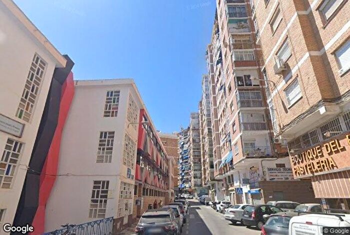 Piso en venta en Bailén Miraflores, Parque Victoria Eugenia de 3 habitaciones