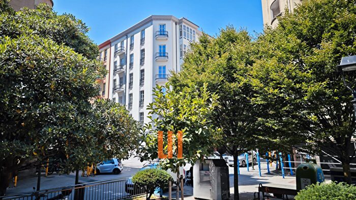 Casas en venta y pisos alquiler - 3