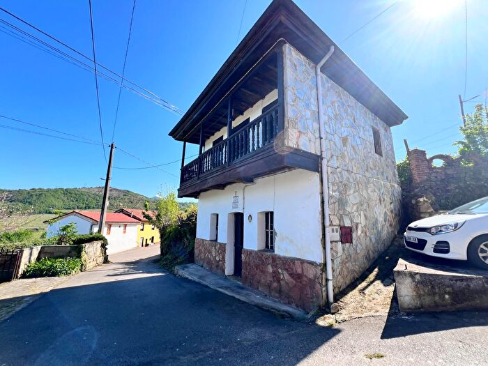 Casas en venta y pisos alquiler - 3