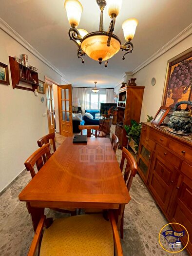 Casas en venta y pisos alquiler - 2