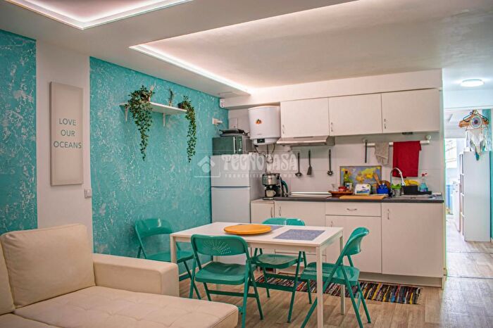 Casas en venta y pisos alquiler - 2