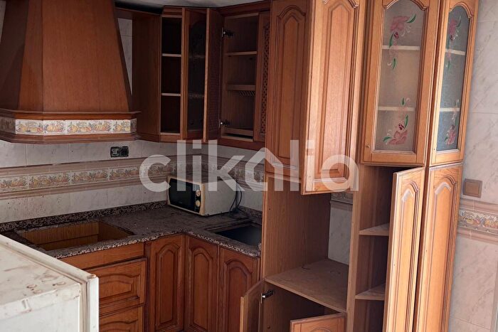 Casas en venta y pisos alquiler - 1