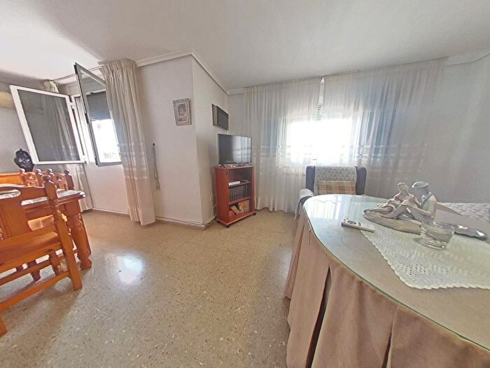 Piso en venta en Sureste, Fuensanta Arcángel de 6 habitaciones