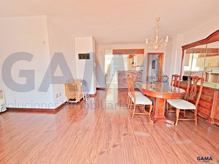 Casas en venta y pisos alquiler - 2