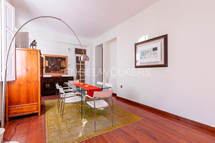 Casas en venta y pisos alquiler - 2