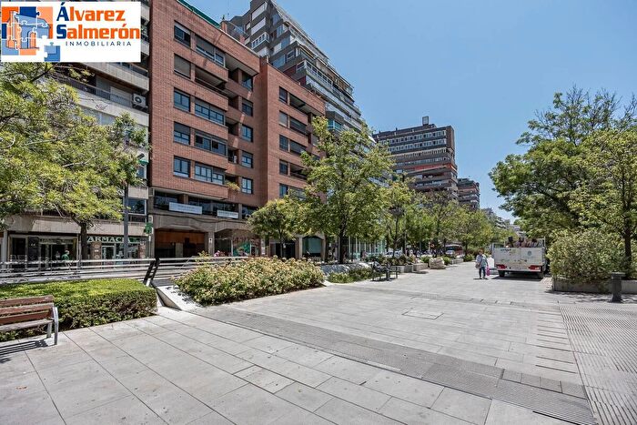 Piso en venta en Beiro, Plaza de Toros de 3 habitaciones