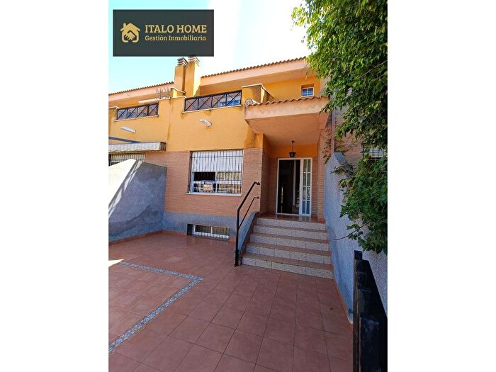 Casas en venta y pisos alquiler - 1