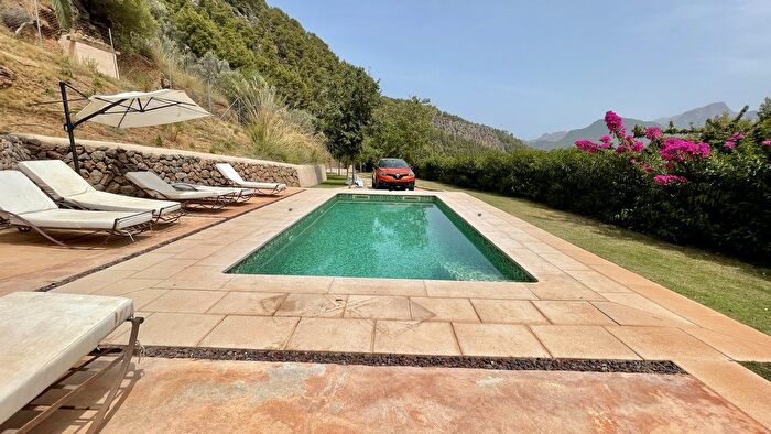 Casa en alquiler en Sóller, Illes Balears de 4 habitaciones