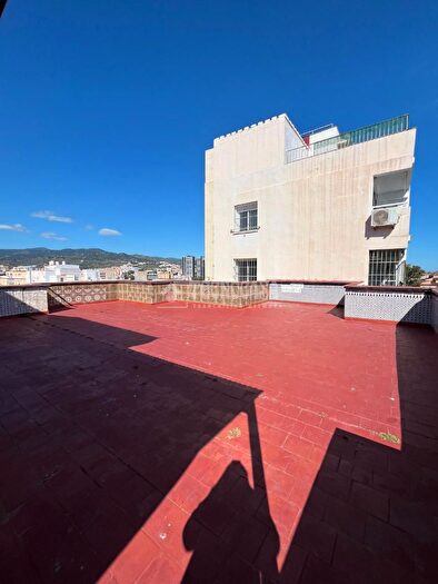 Piso en venta en Bailén Miraflores, Parque Victoria Eugenia de 4 habitaciones