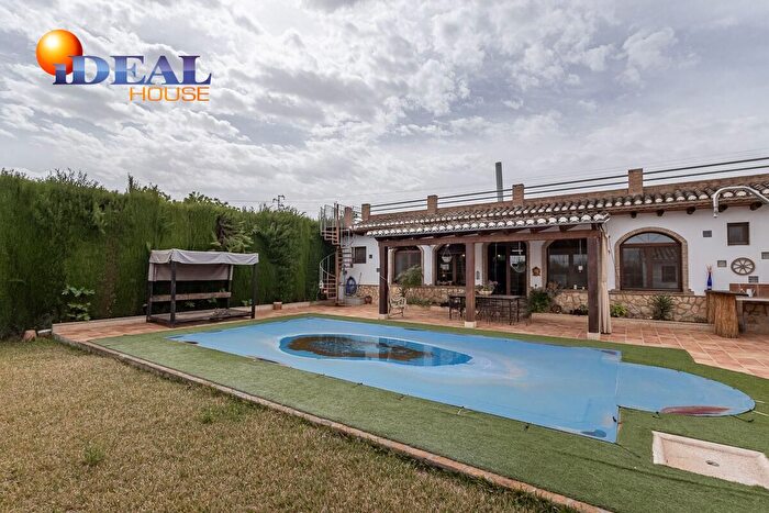 Casas en venta y pisos alquiler - 1