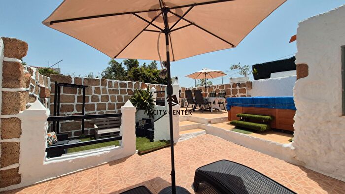 Casas en venta y pisos alquiler - 2