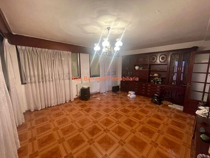 Casas en venta y pisos alquiler - 3