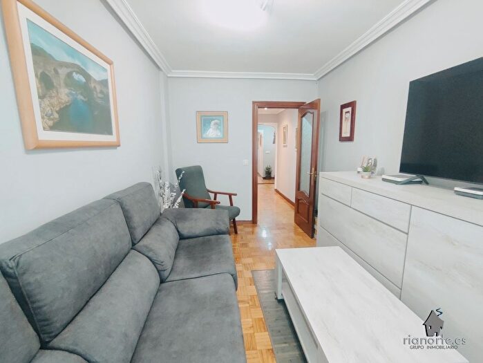 Casas en venta y pisos alquiler - 2