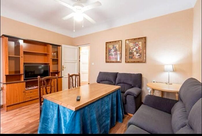 Piso en alquiler en Centro, Centro Sagrario de 3 habitaciones