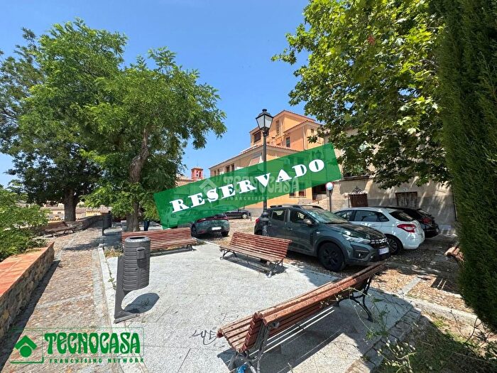 Casas en venta y pisos alquiler - 1