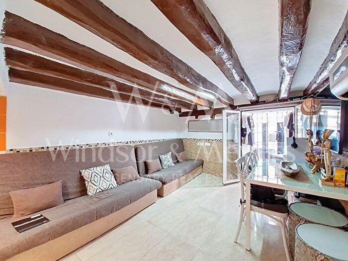 Casas en venta y pisos alquiler - 2