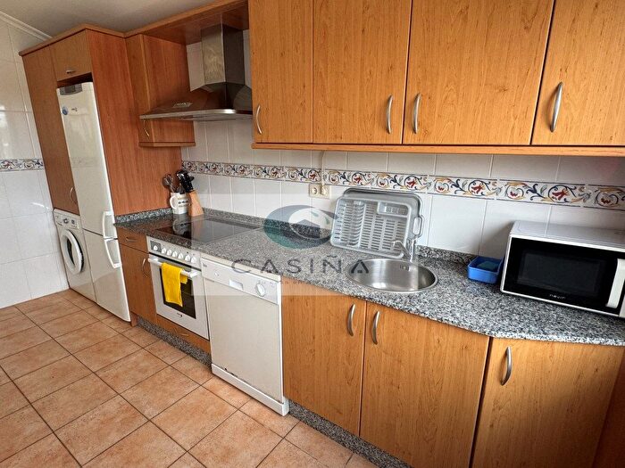 Casas en venta y pisos alquiler - 3