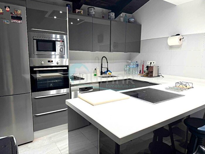Casas en venta y pisos alquiler - 1