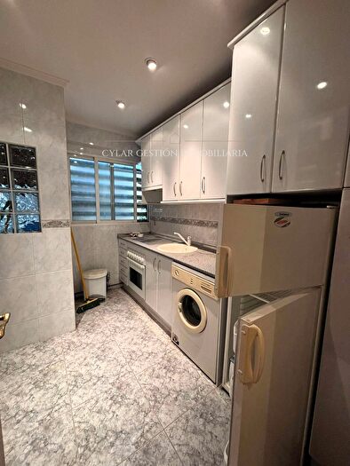 Casas en venta y pisos alquiler - 2