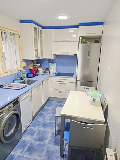 Casas en venta y pisos alquiler - 2