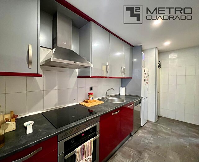 Casas en venta y pisos alquiler - 3