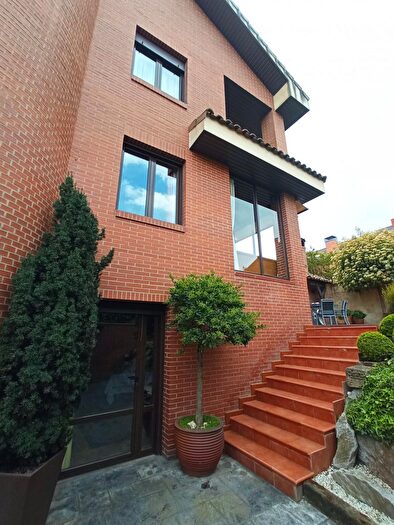 Casas en venta y pisos alquiler - 2