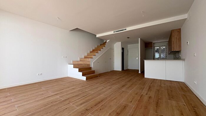 Casas en venta y pisos alquiler - 2