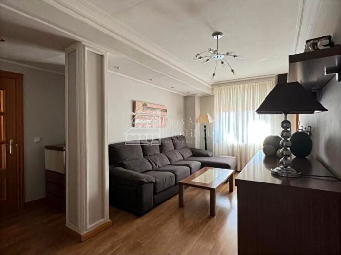Casas en venta y pisos alquiler - 1