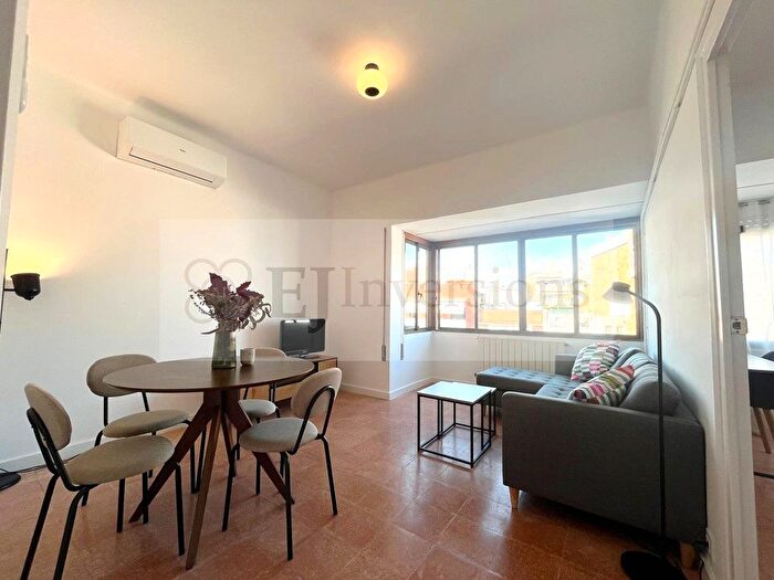 Casas en venta y pisos alquiler - 1