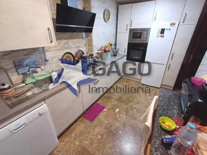 Casas en venta y pisos alquiler - 2